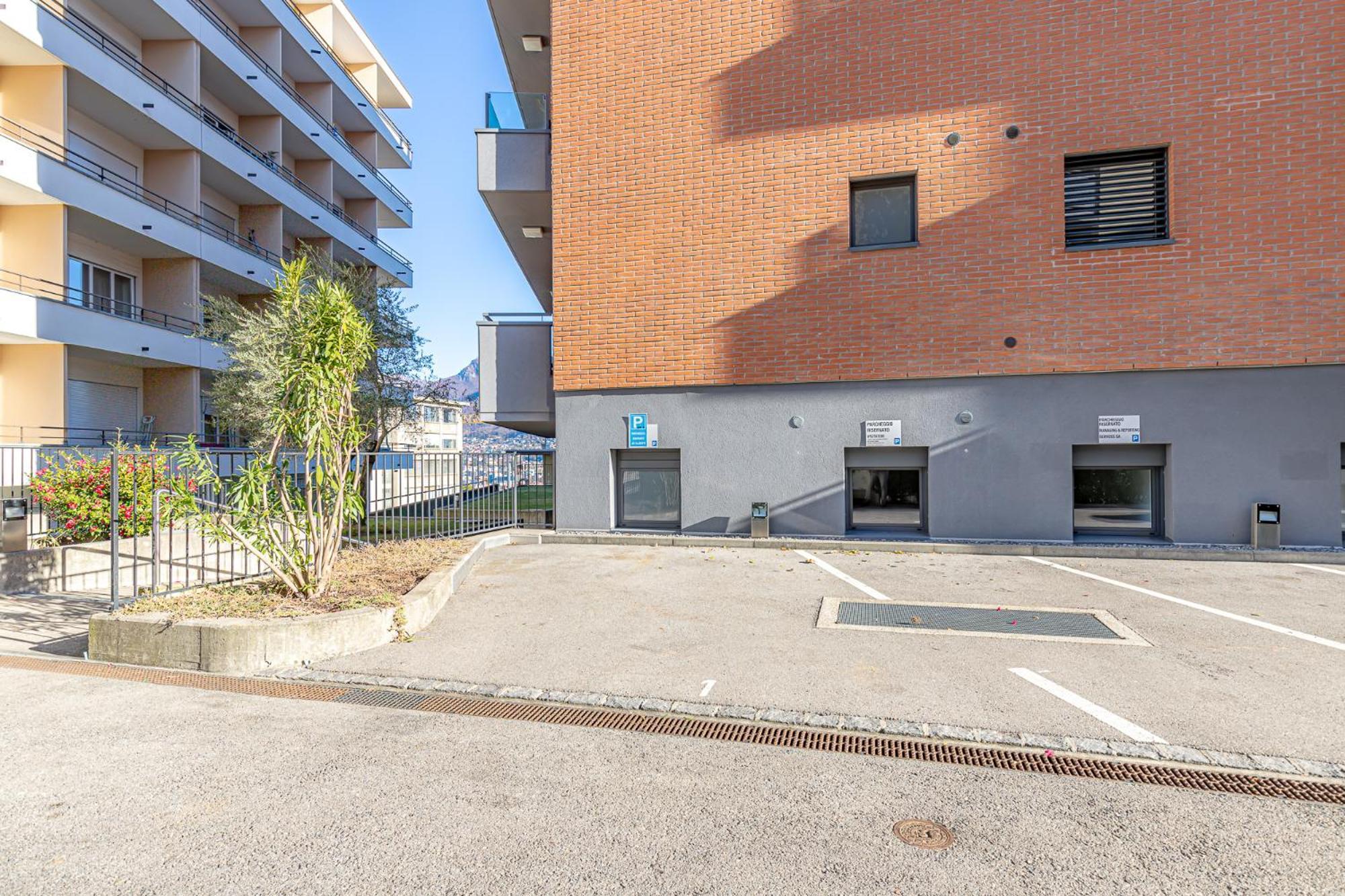 Imperial Of Lugano 3 With A Lake View Behind The Station And 10 Min From The Lake Of Lugano Exteriér fotografie