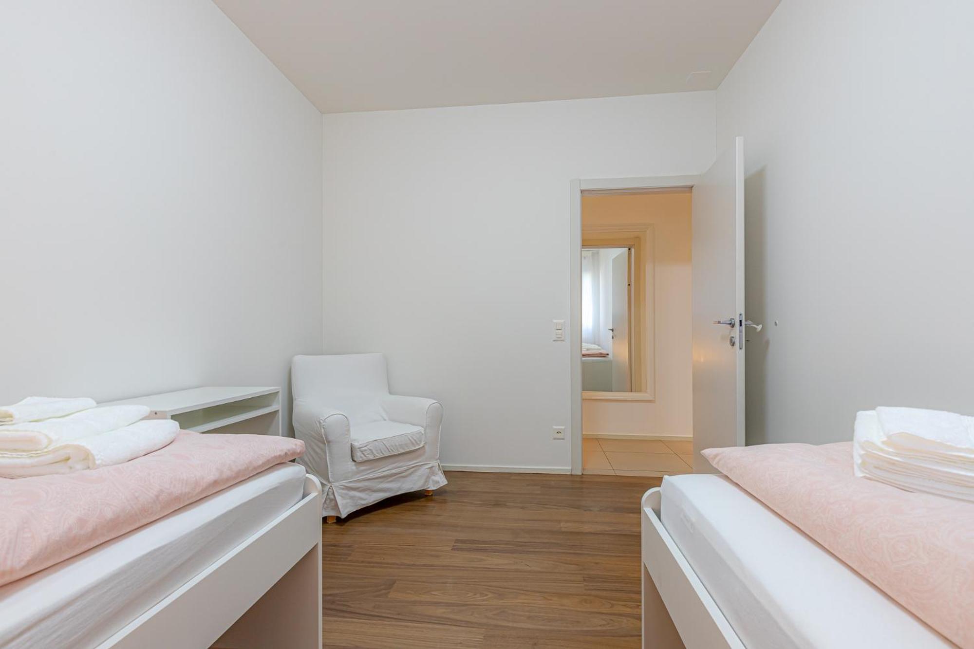 Imperial Of Lugano 3 With A Lake View Behind The Station And 10 Min From The Lake Of Lugano Exteriér fotografie