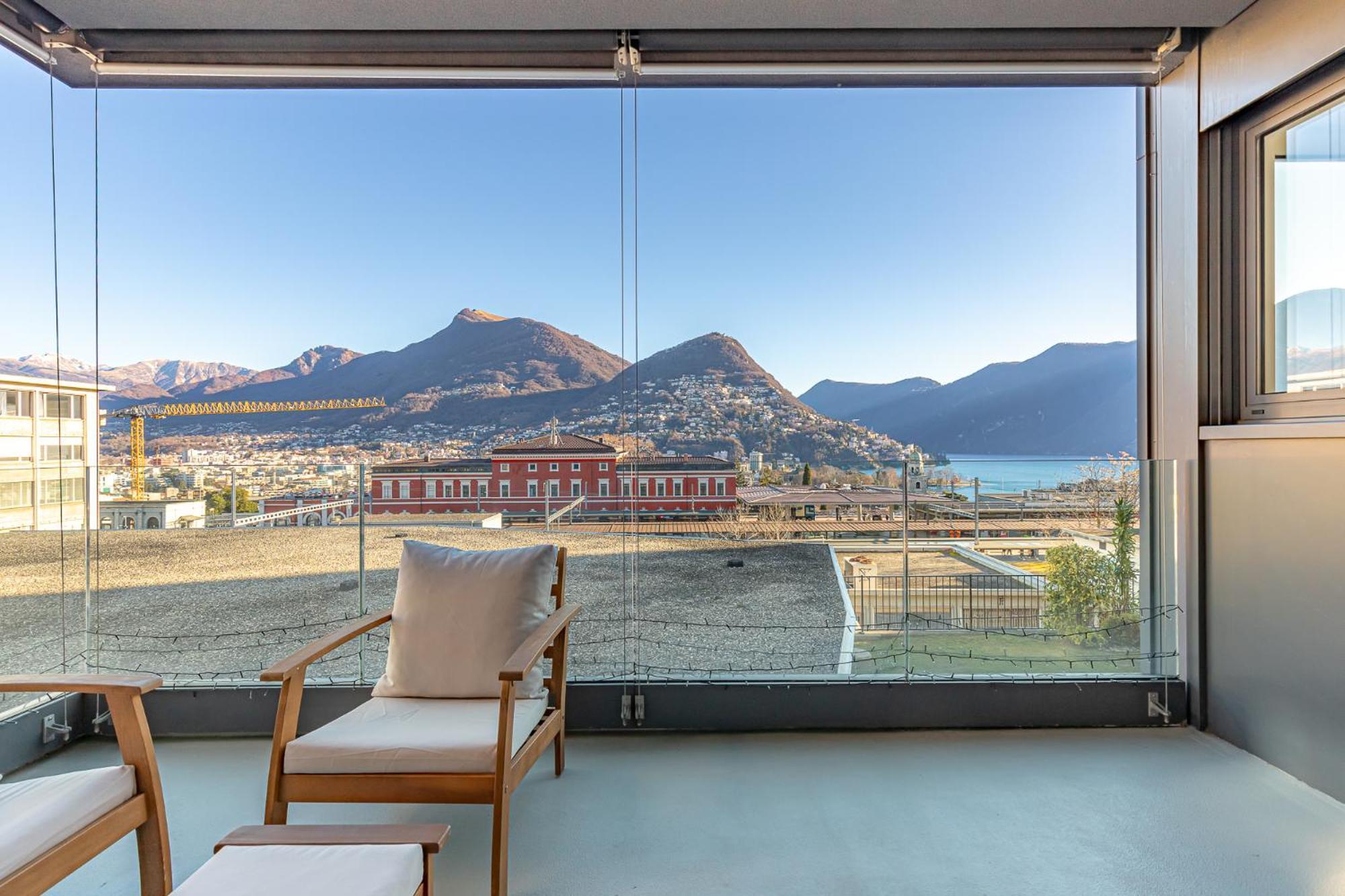 Imperial Of Lugano 3 With A Lake View Behind The Station And 10 Min From The Lake Of Lugano Exteriér fotografie